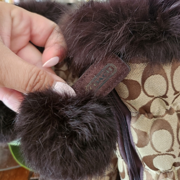 Coach Theona Signature Tall Shearling Boots size 9.5 - Picture 5 of 9